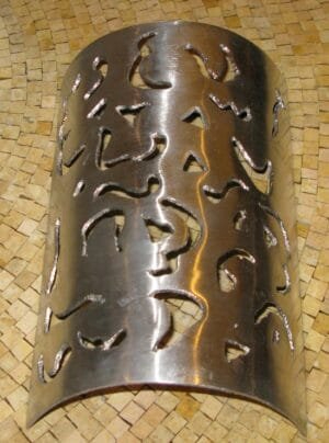 moroccan sconce1 Moroccan metal sconce in silver