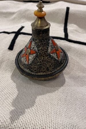 tajine marocain decoratif en terre cuite tajine marocain decoratif en terre cuite