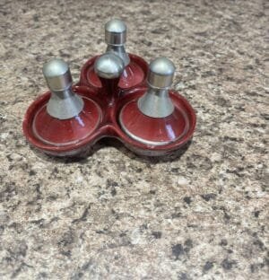 mini-tagine-set-of-3-red Vue avant du mini tagine triple rouge en ceramique pour epices